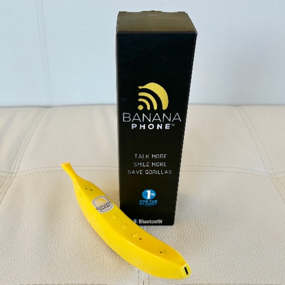 NIB🍌Banana Phone Bluetooth Handset -- works w/iPhone and Android Mobile Devices - Picture 12 of 15